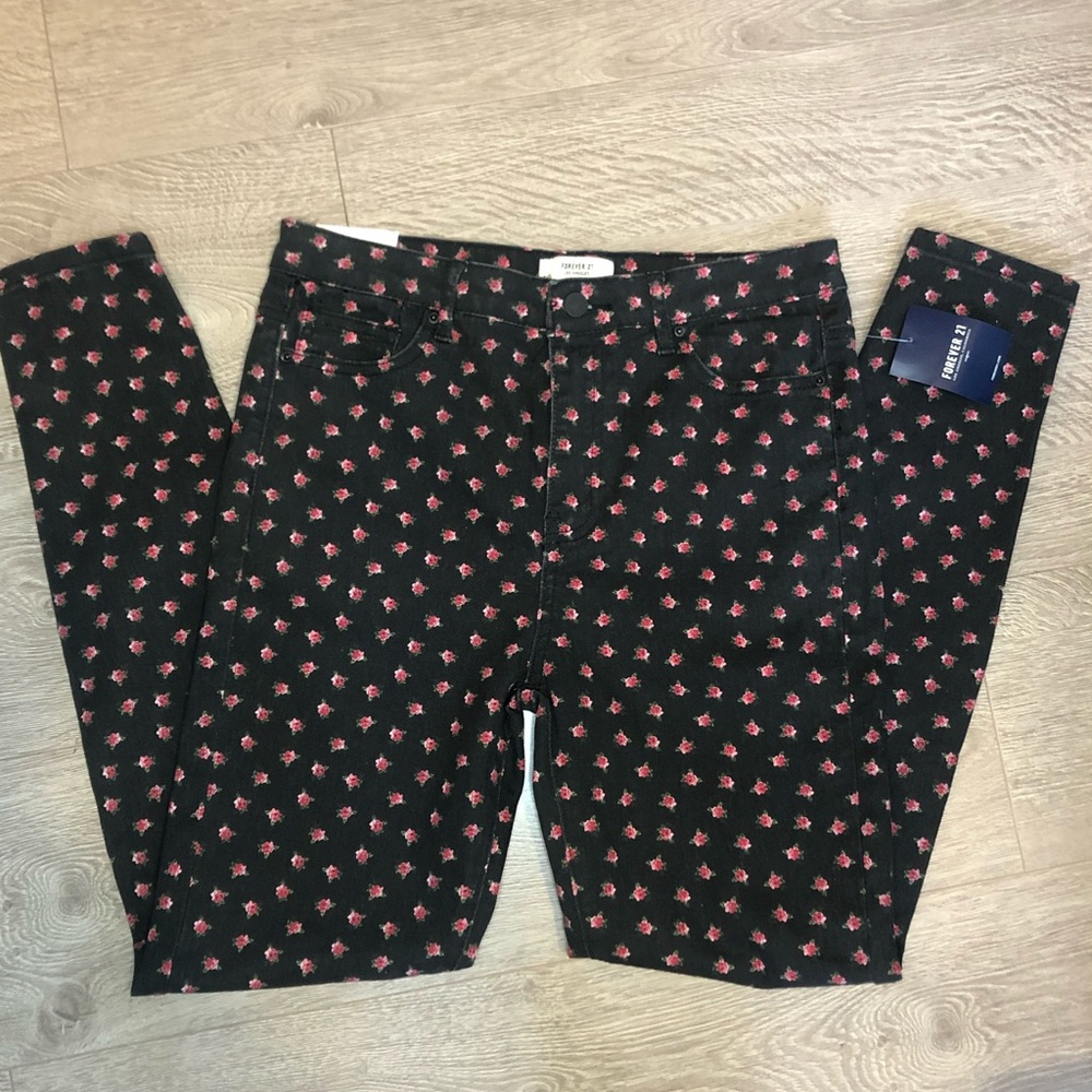 High Rise Skinny Jeans - Roses - Size 28